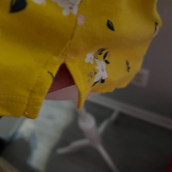 CROFT & Barrow- Women’s Floral Top - Picture 5 of 5